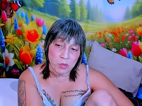 indianroxy online show from 05/19/26, 04:58