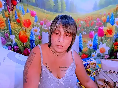 indianroxy online show from 10/29/25, 04:28