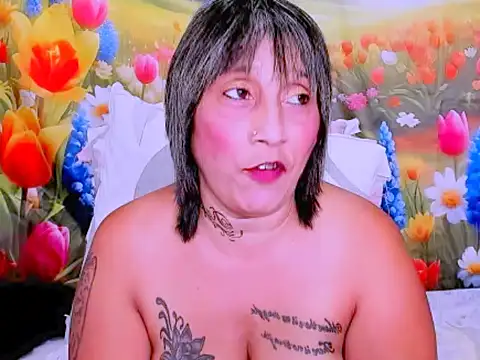 indianroxy online show from 02/04/26, 06:36