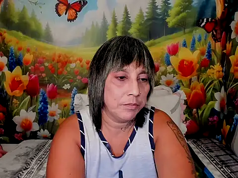 indianroxy online show from 04/22/26, 03:52