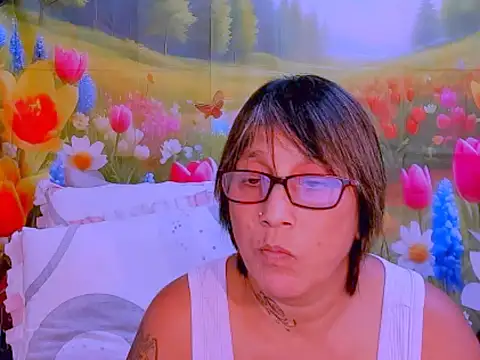 indianroxy online show from 10/22/25, 07:13