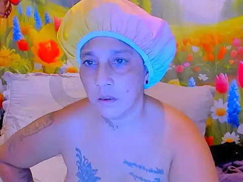 indianroxy online show from 04/14/26, 06:51