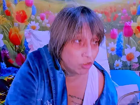 indianroxy online show from 10/21/25, 04:17