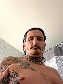 Snapshot of tazzfazz chatting on 03/03/26, 05:14 tazzfazz online show from 03/03/26, 05:14