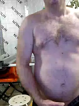 Snapshot of IronedTitan chatting on 12/13/24, 02:32 IronedTitan online show from 12/13/24, 02:32