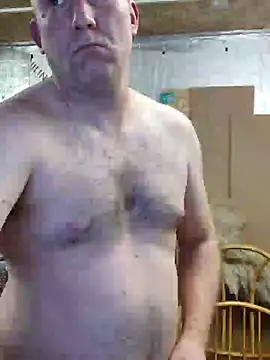 Snapshot of IronedTitan chatting on 12/12/24, 02:26 IronedTitan online show from 12/12/24, 02:26