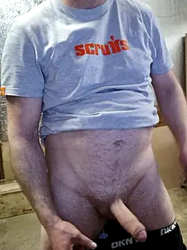 Snapshot of IronedTitan chatting on 03/18/25, 12:51 IronedTitan online show from 03/18/25, 12:51
