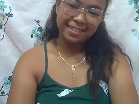 Snapshot of milkboobsgirl chatting on 03/12/25, 10:59 milkboobsgirl online show from 03/12/25, 10:59