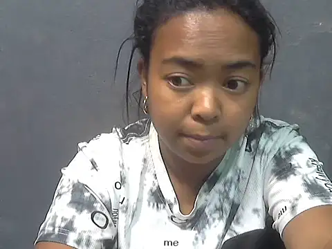 milkboobsgirl online show from 10/27/25, 05:58