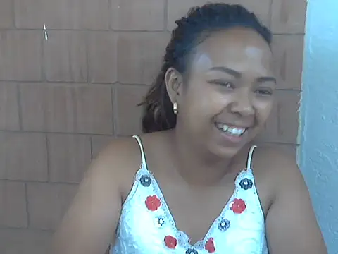 milkboobsgirl online show from 05/27/26, 10:22