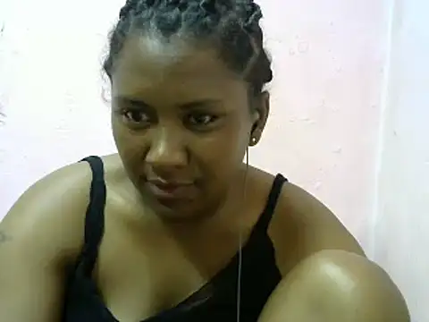 Snapshot of cutybigass chatting on 03/19/25, 10:44 cutybigass online show from 03/19/25, 10:44