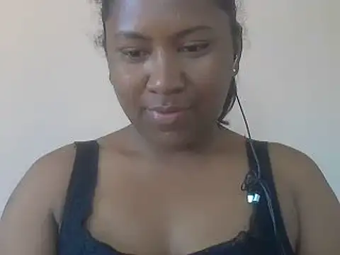 cutybigass online show from 07/06/26, 07:48