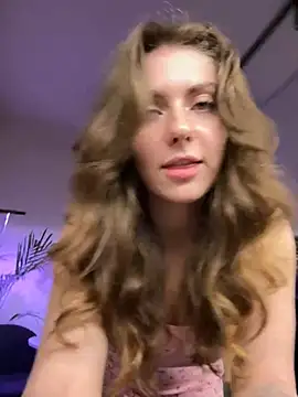 MariiD online show from 01/12/25, 04:29