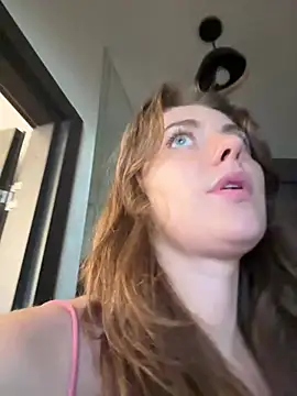 MariiD online show from 03/07/25, 02:34