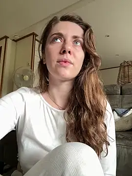 MariiD online show from 04/17/26, 11:02