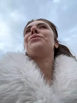 MariiD online show from 02/26/25, 07:02