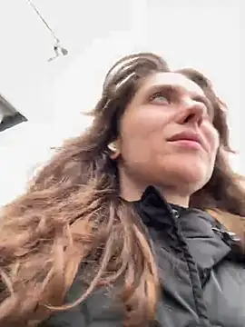 MariiD online show from 02/27/25, 10:01