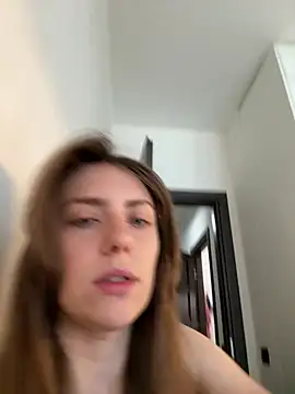 MariiD online show from 05/03/26, 05:45