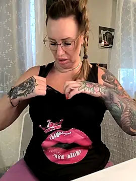 missjenn x online show from 11/03/25, 09:24