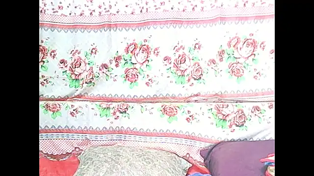 matureindian online show from 04/14/26, 10:09