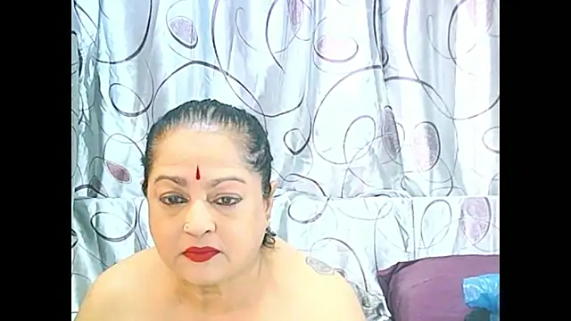 Snapshot of matureindian chatting on 05/11/26, 07:43 matureindian online show from 05/11/26, 07:43