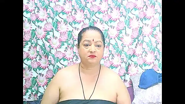 Snapshot of matureindian chatting on 07/08/26, 03:24 matureindian online show from 07/08/26, 03:24
