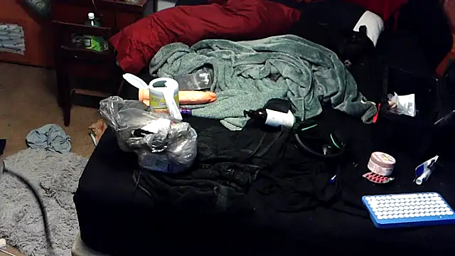 EdgarAlenPole online show from 12/03/25, 11:42