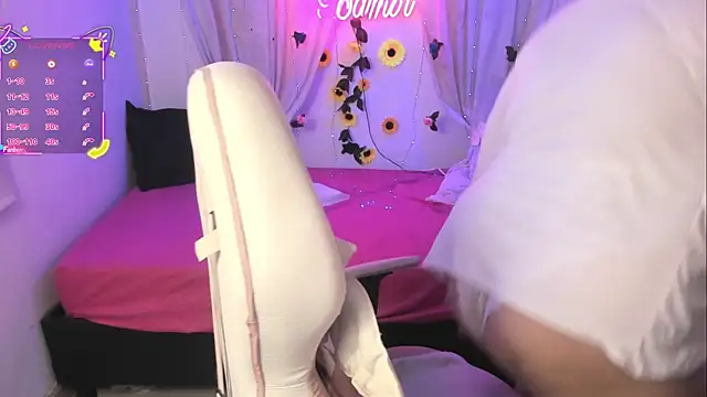 sweetbambi23 online show from 04/28/26, 11:42