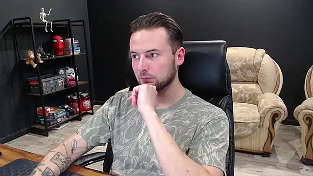 MihasikD online show from 11/02/25, 12:21