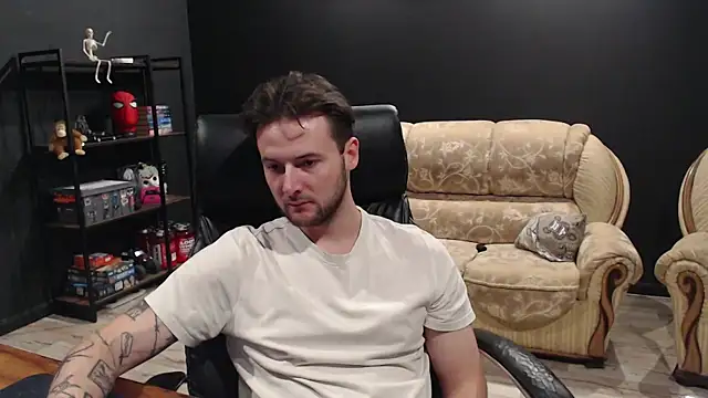 MihasikD online show from 11/23/25, 01:32