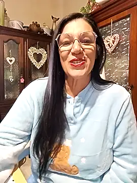 Melmamalhudaxh online show from 11/18/25, 10:07