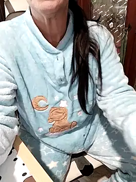 Melmamalhudaxh online show from 11/19/25, 12:16