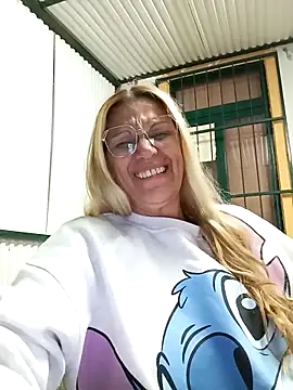 Melmamalhudaxh online show from 09/22/25, 09:43