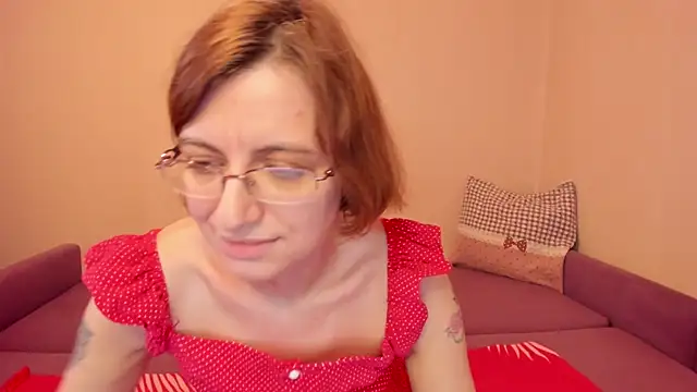 Snapshot of MarilynDream chatting on 05/18/26, 03:39 MarilynDream online show from 05/18/26, 03:39