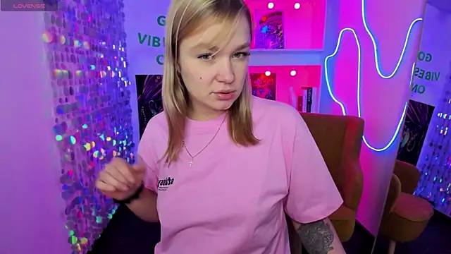 BellaDreamy online show from 04/19/26, 09:10