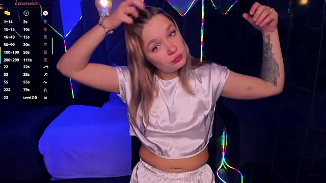 BellaDreamy online show from 10/19/25, 05:21