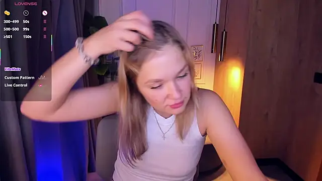 BellaDreamy online show from 10/18/25, 05:31