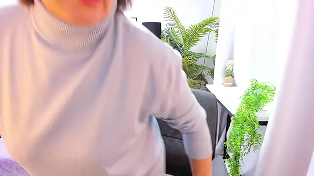 EvelynJoyful online show from 11/05/25, 05:10