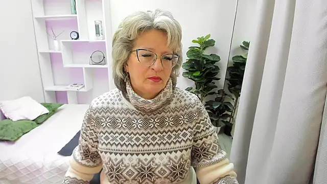 EvelynJoyful online show from 01/06/26, 05:00