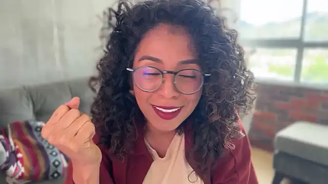 Snapshot of illaroom chatting on 03/19/25, 07:17 illaroom online show from 03/19/25, 07:17