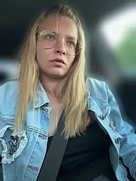 AnastasiaAniess online show from 04/08/26, 05:58