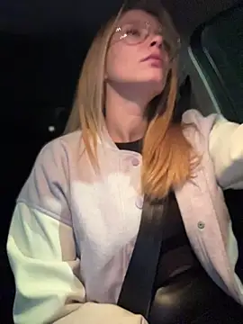 AnastasiaAniess online show from 11/13/25, 06:34