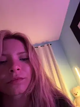 AnastasiaAniess online show from 04/02/26, 06:58