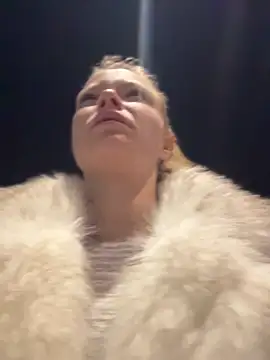 AnastasiaAniess online show from 04/12/26, 02:48