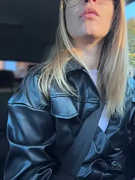 AnastasiaAniess online show from 11/05/25, 07:00