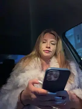 AnastasiaAniess online show from 04/13/26, 06:12