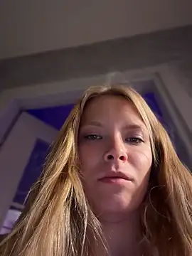 AnastasiaAniess online show from 05/09/26, 08:56