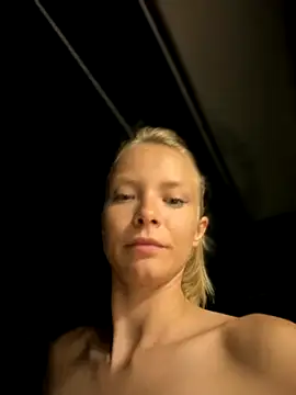 Snapshot of AnastasiaAniess chatting on 09/12/25, 07:57 AnastasiaAniess online show from 09/12/25, 07:57