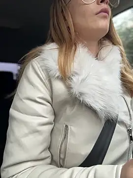 AnastasiaAniess online show from 12/22/25, 12:16