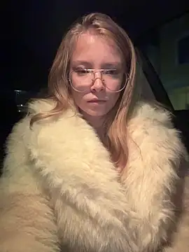 AnastasiaAniess online show from 10/27/25, 07:48